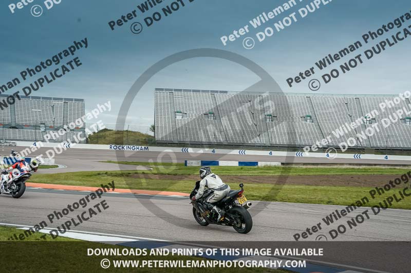 Rockingham no limits trackday;enduro digital images;event digital images;eventdigitalimages;no limits trackdays;peter wileman photography;racing digital images;rockingham raceway northamptonshire;rockingham trackday photographs;trackday digital images;trackday photos